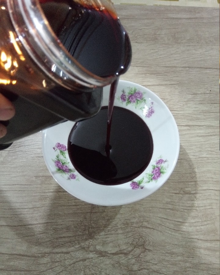 خرید اینترنتی شیره توت کارخانه ای با بهترین قیمت